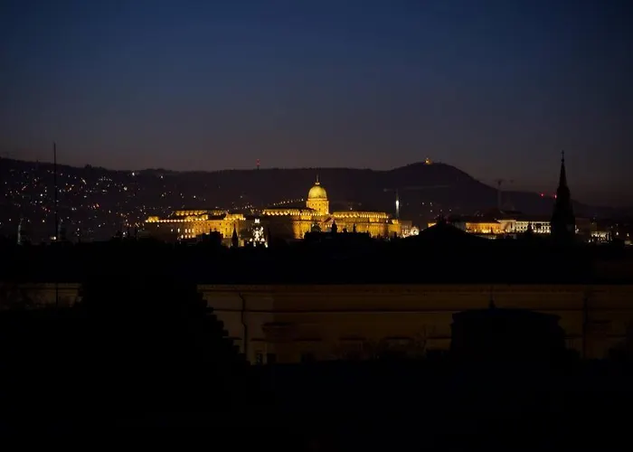Bright Sunny W Shared Jacuzzi And Rooftop Terrace 360 View Mk2 * Budapest