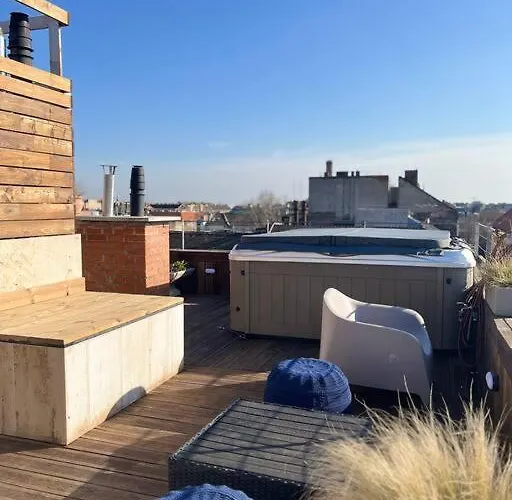 Bright Sunny W Shared Jacuzzi And Rooftop Terrace 360 View Mk2 Appartement