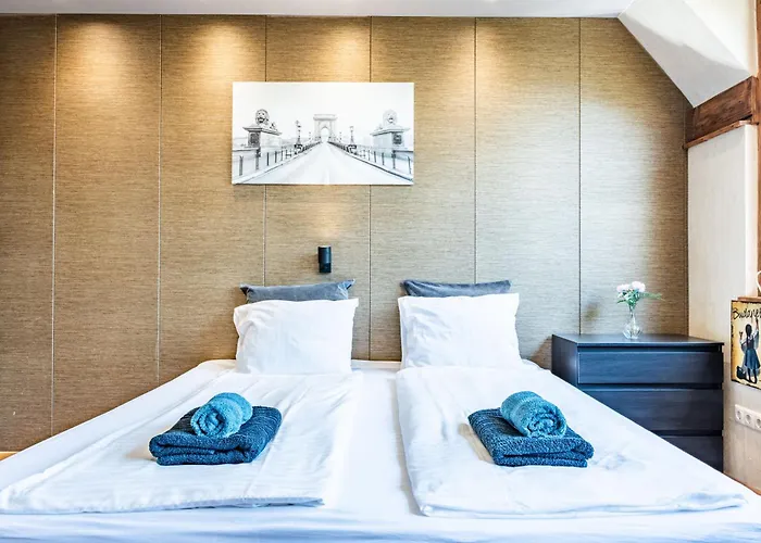 Bright Sunny W Shared Jacuzzi And Rooftop Terrace 360 View Mk2 Budapest
