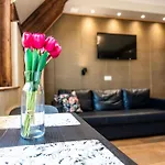 Bright Sunny W Shared Jacuzzi And Rooftop Terrace 360 View Mk2 Budapest