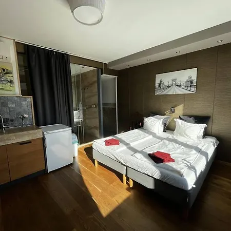 Bright Sunny W Shared Jacuzzi And Rooftop Terrace 360 View Mk2