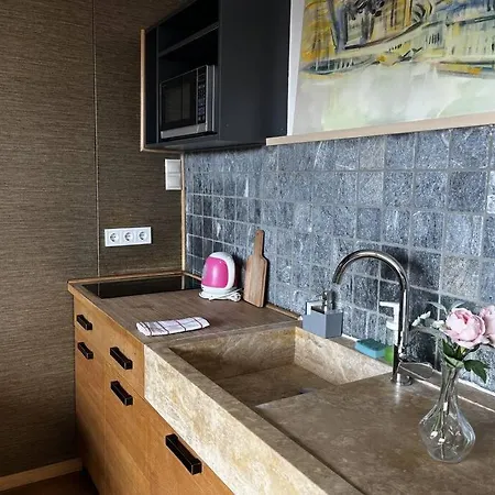 Bright Sunny W Shared Jacuzzi And Rooftop Terrace 360 View Mk2