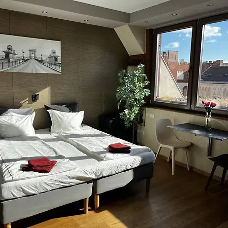 Bright Sunny W Shared Jacuzzi And Rooftop Terrace 360 View Mk2 *