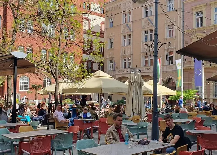 Bright Sunny W Shared Jacuzzi And Rooftop Terrace 360 View Mk2 Apartment Budapest