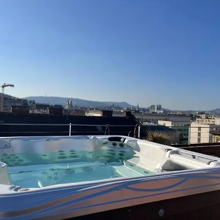 Lägenhet Bright Sunny W Shared Jacuzzi And Rooftop Terrace 360 View Mk2